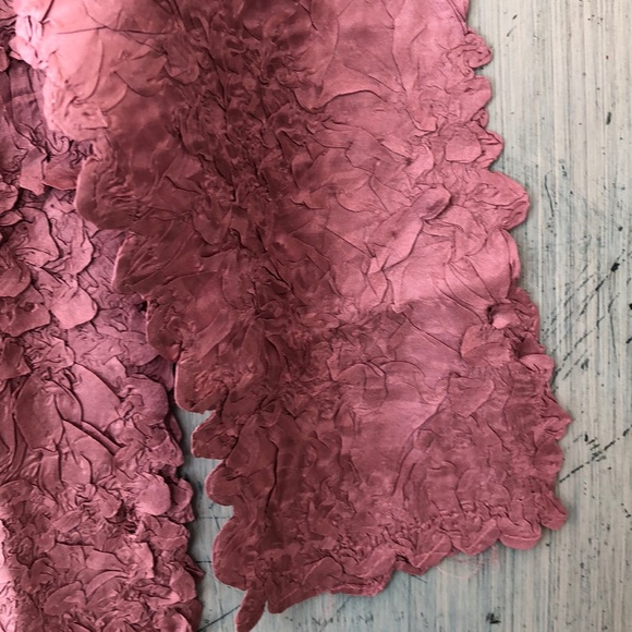 Dusty rose colored stretch top - Picture 2 of 5